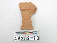 藏品(紅色細砂繩紋陶片)的圖片